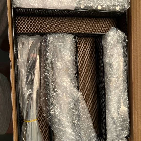 Teivio 24 pc flatware set brand new in box - Picture 2 of 3